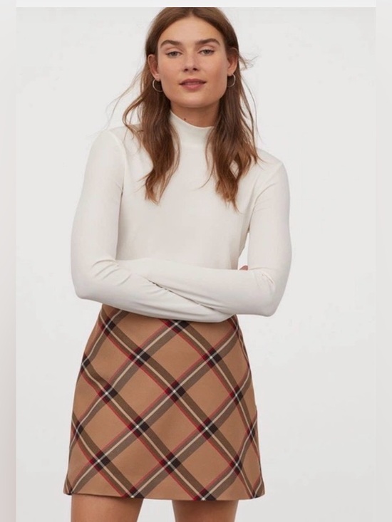H&M Dresses & Skirts - H&M Tan and Red Plaid Pencil Skirt
